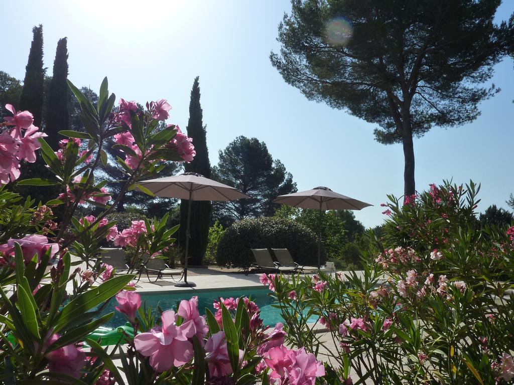 Les Mazets Du Luberon Bed & Breakfast Puget Eksteriør bilde