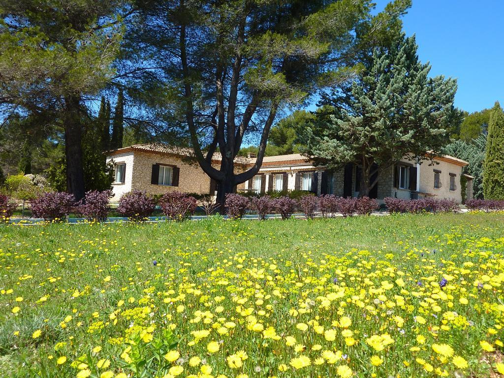 Les Mazets Du Luberon Bed & Breakfast Puget Eksteriør bilde